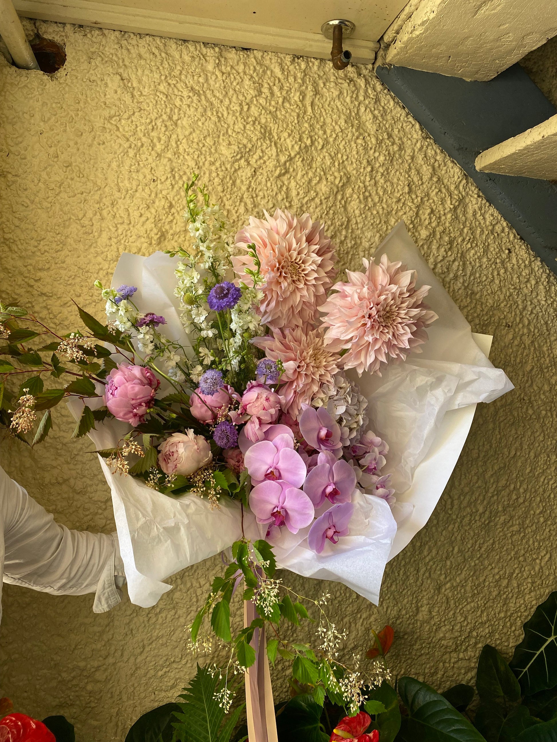 XL Floral Arrangement - Avalon Florals New Farm